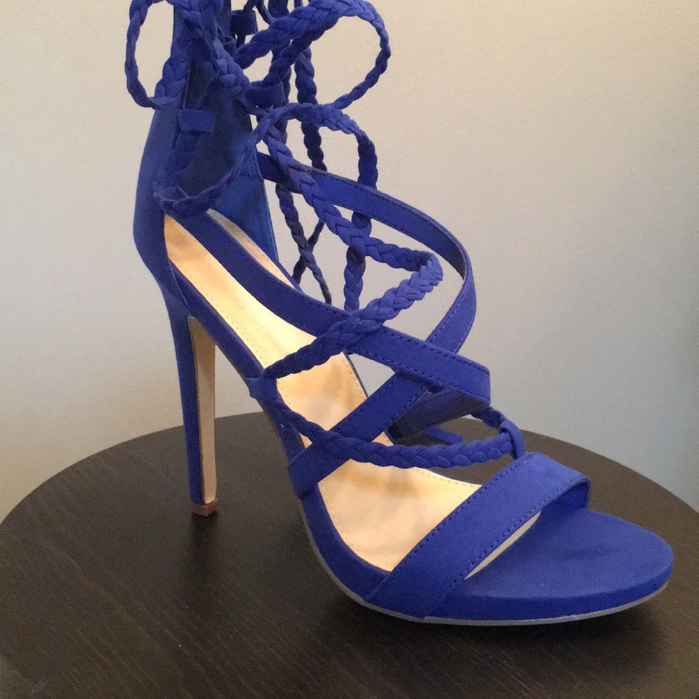 Women’s shoes